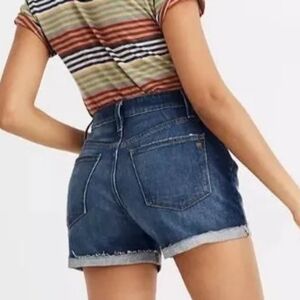 Madewell Curvy High-Rise Rolled Hem Denim Shorts - Blue